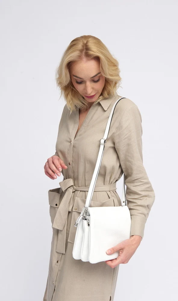 Bolso bandolera para mujer con tres compartimentos blanco Noelia