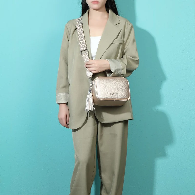 Bolso bandolera mujer pequeño de cuero PU dos compartimentos y dos bandoleras, bolso mensajero para cruzar polipiel regalo original para mujer - Dorado