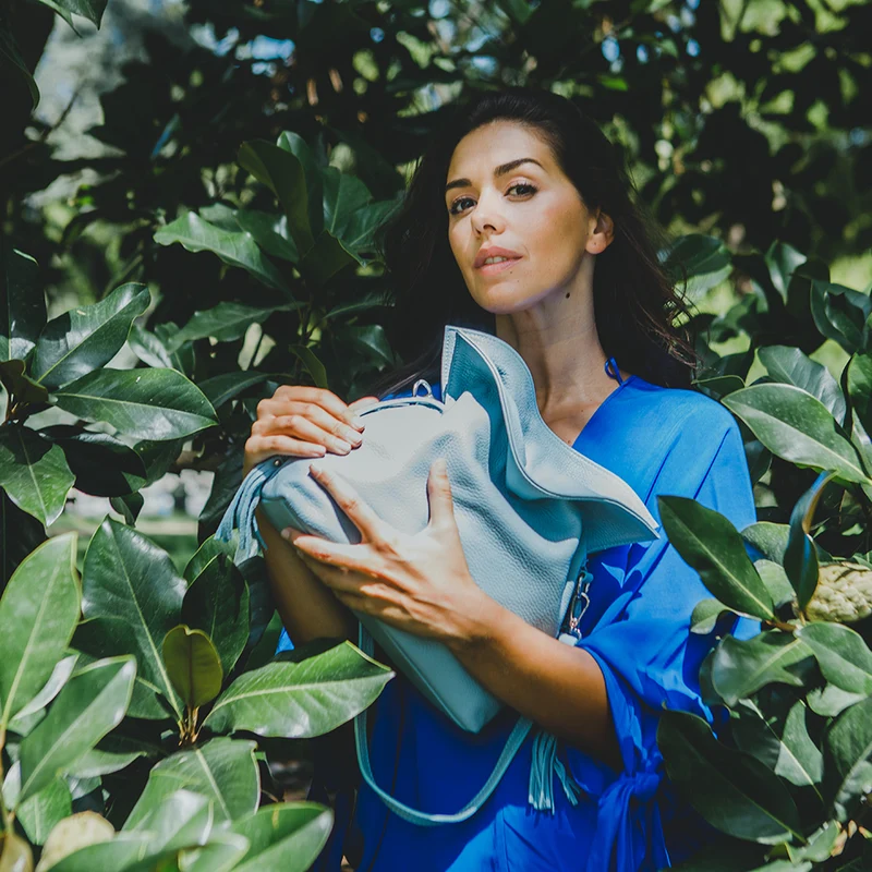 Bolso de bandolera de piel para mujer Acacias Azul Celeste