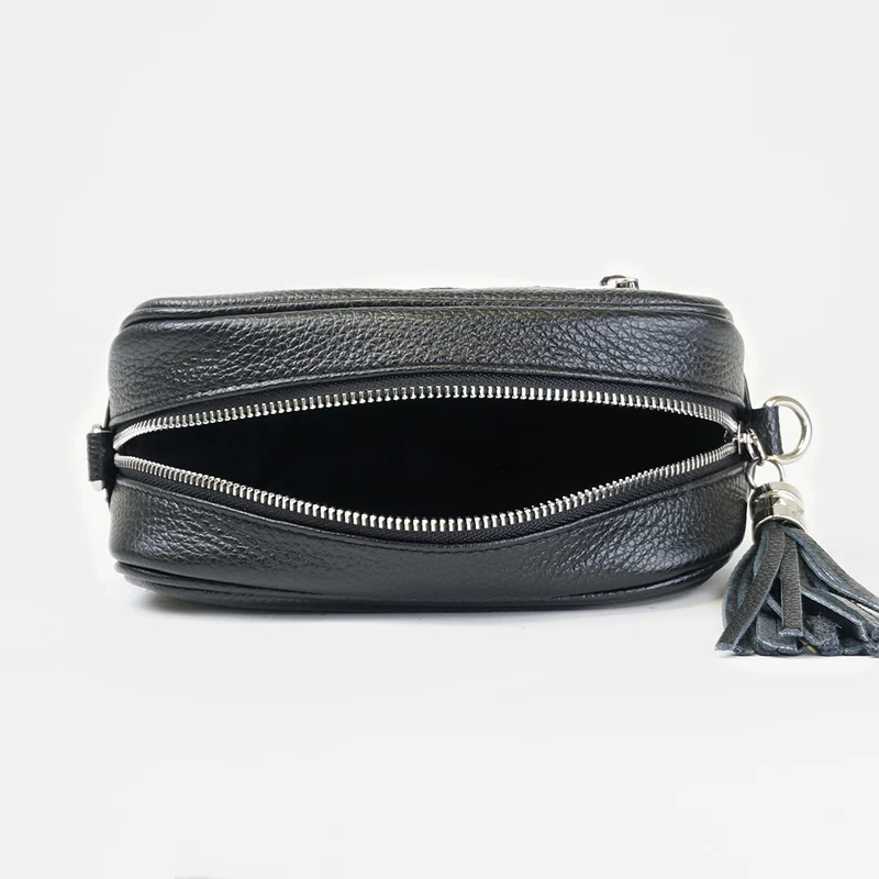 Bolso de bandolera piel con pompón Cristin Primavera Negro