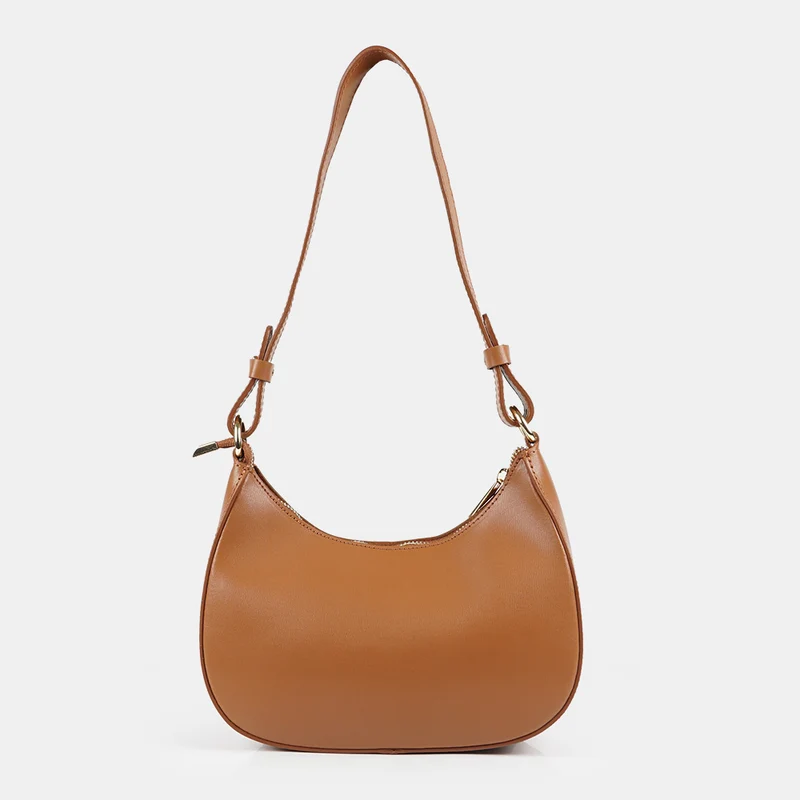 Bolso de hombro para mujer de piel saffiano con bandolera larga marrón Maribel