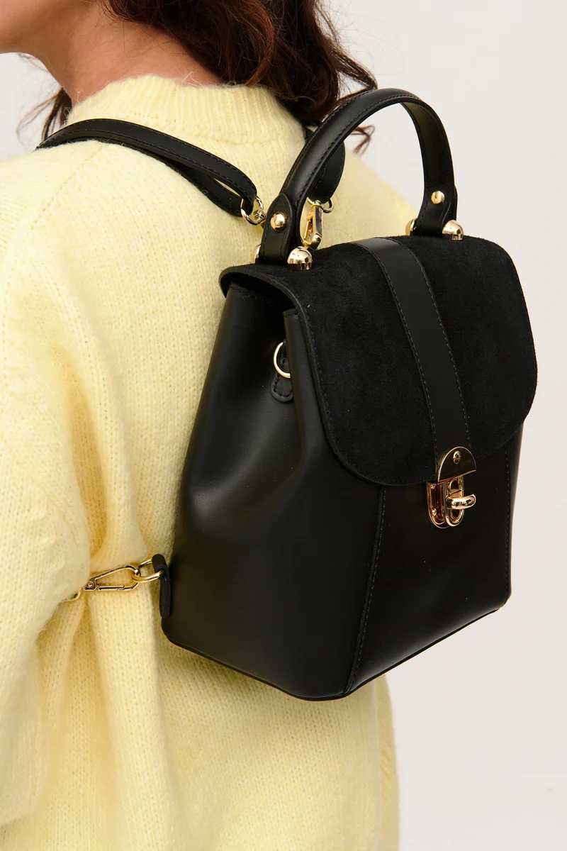 Mochila de piel de mujer convertible con solapa negro Sarah