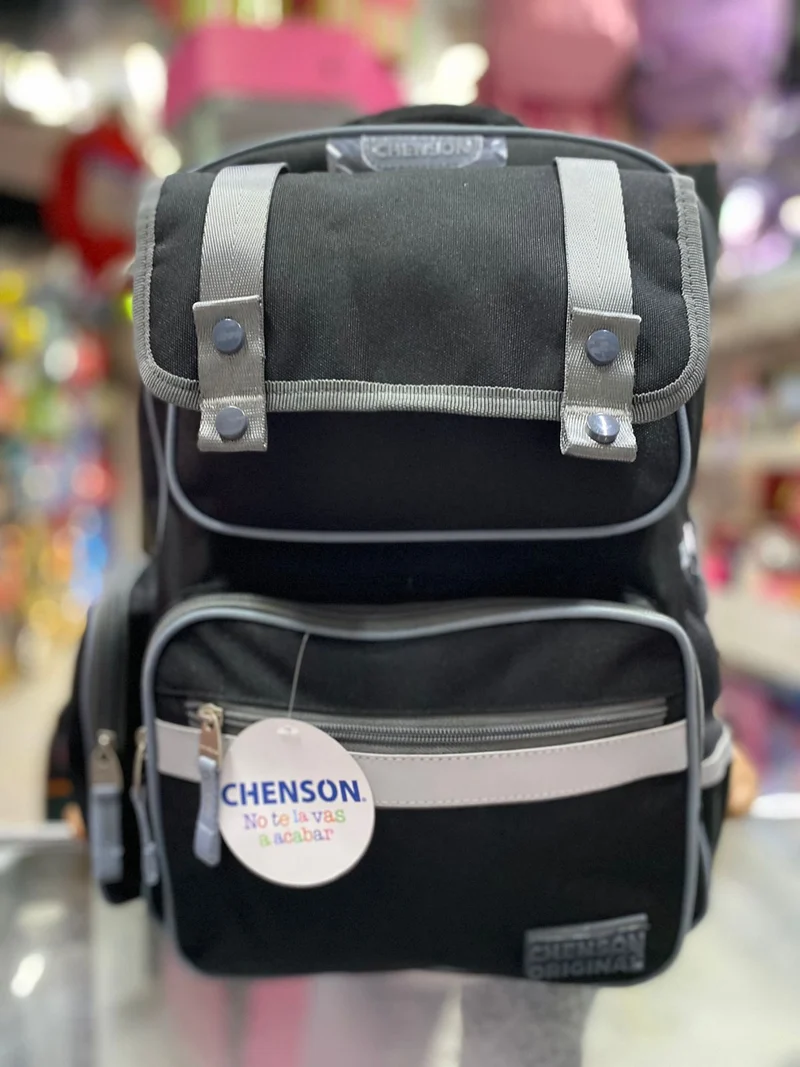 Mochila juvenil clásica negra Chenson