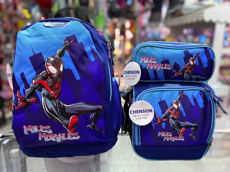 Combo primaria Miles Morales ciudad azul Chenson