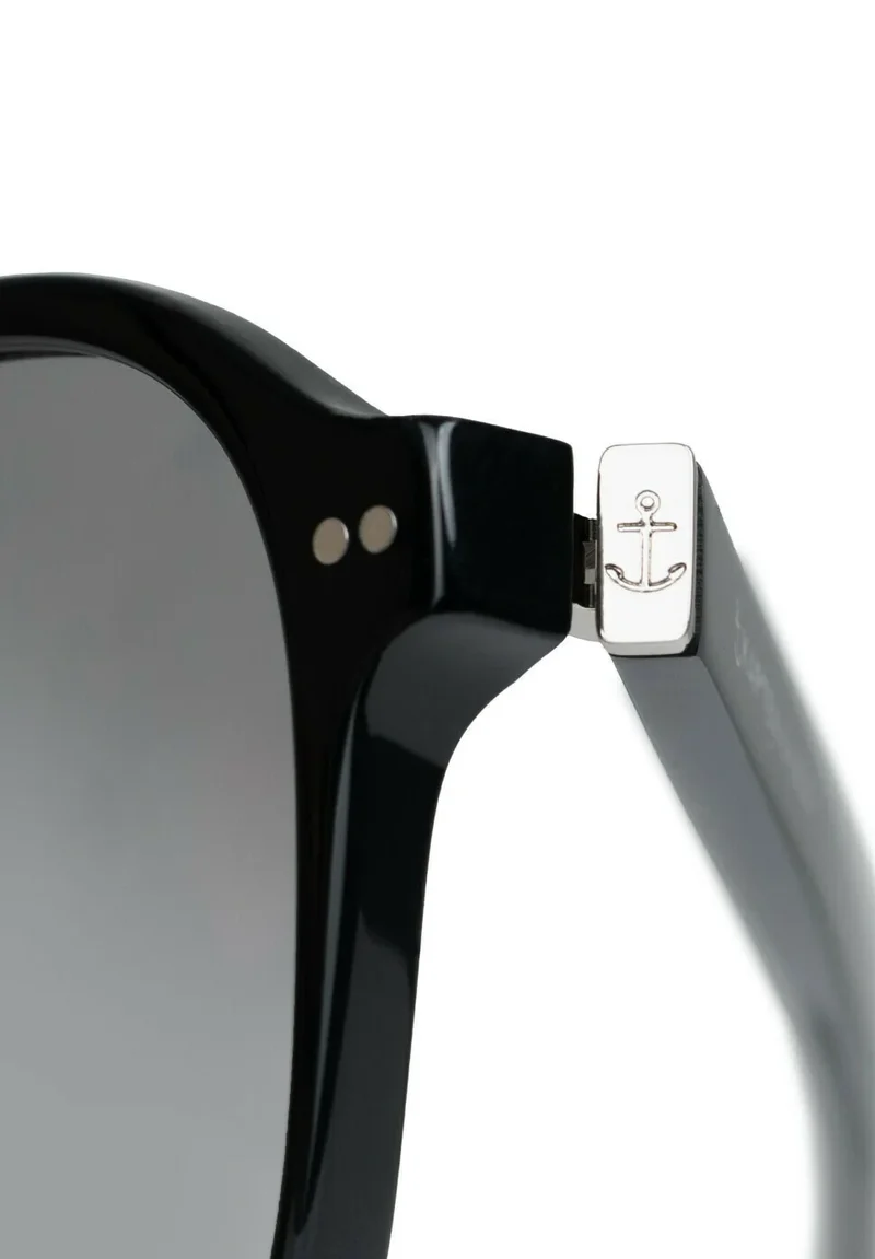 Kapten & Son Zonnebril Zurich Overzise All Black Coulour
