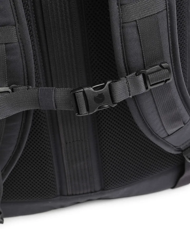 Fjällräven Travel 30 Mochila de viaje coal black