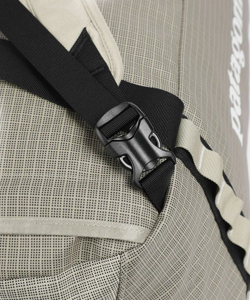 Patagonia Black Hole 40 Bolso de viaje weathered stone