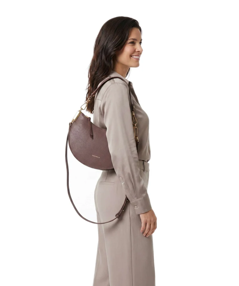 Coccinelle Sunup Bolso de hombro berry/winter rose