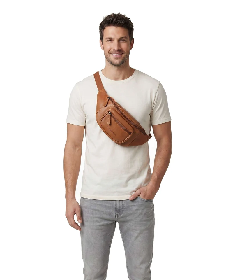 The Chesterfield Brand Wax Pull Up Cow Vernio Riñonera cognac
