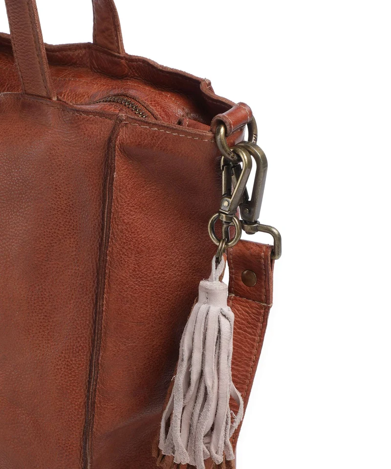Taschendieb Wien Kaiserstrasse 21 Bolsa shopping cognac