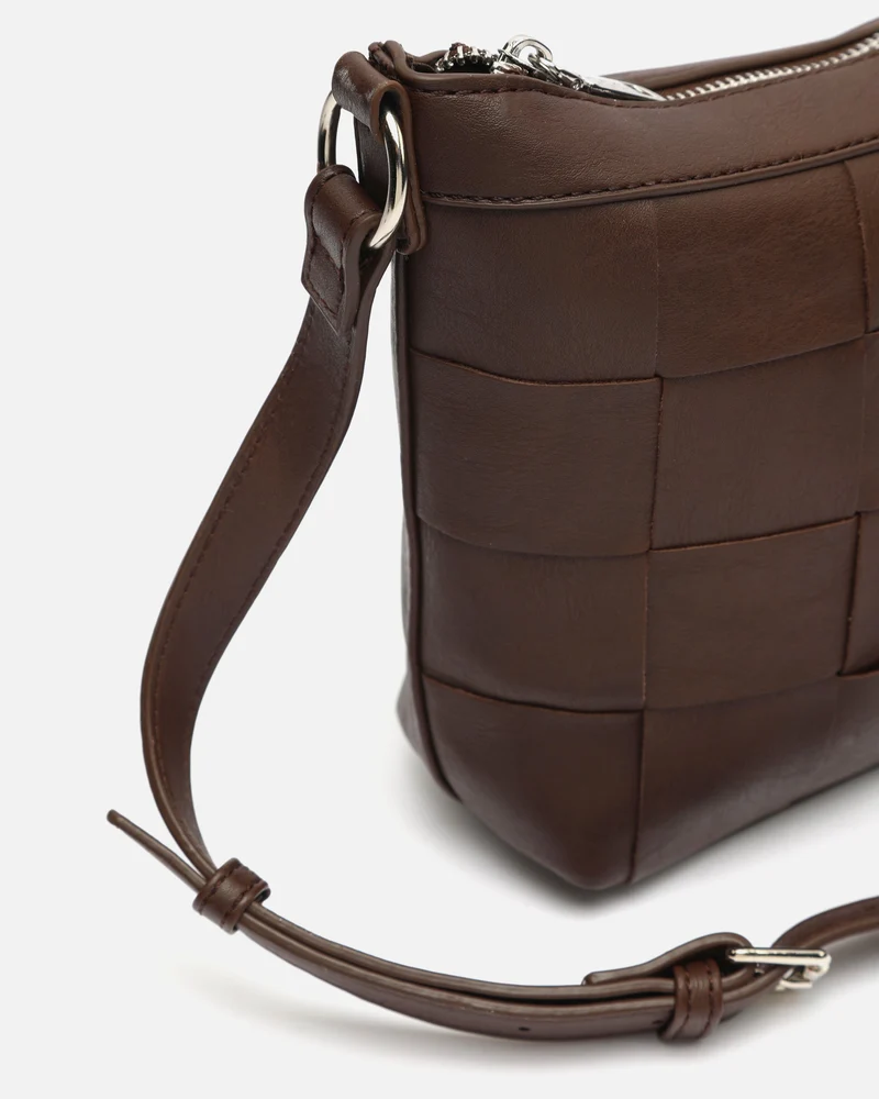 Fusito bolso bandolera pequeño trenzado