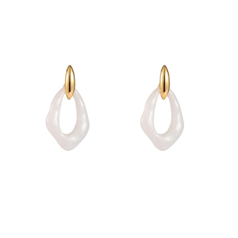 Day & Eve Oval Dangle