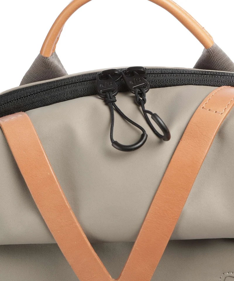 Aunts & Uncles Japan RE Tama Mochila roll-top driftwood