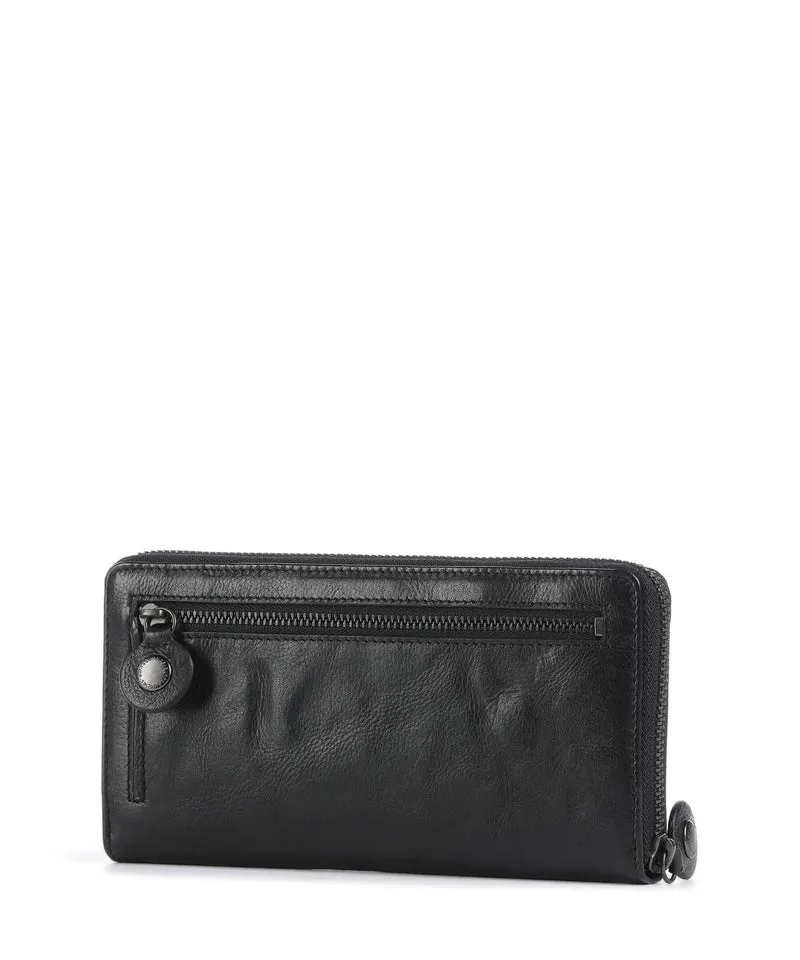 Aunts & Uncles Grandma's Luxury Club Cynthia Monedero black smoke