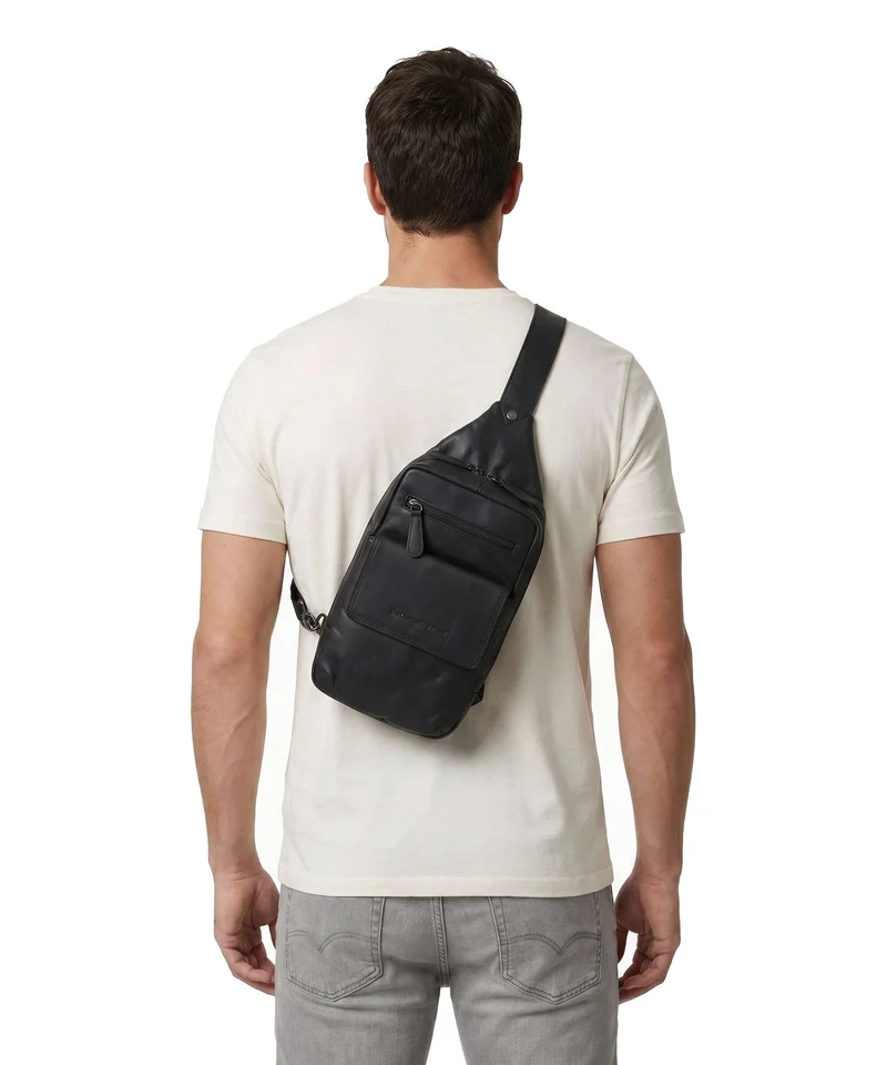 The Chesterfield Brand Wax Pull Up Cow Turelle Mochila sling black