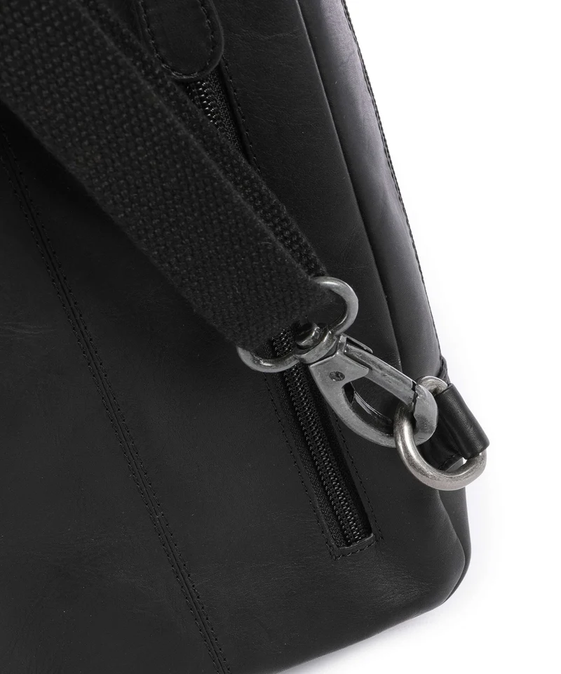 The Chesterfield Brand Wax Pull Up Cow Turelle Mochila sling black