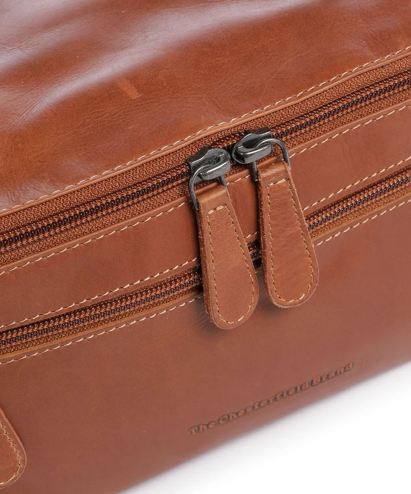 The Chesterfield Brand Wax Pull Up Cow Elmia Neceser cognac