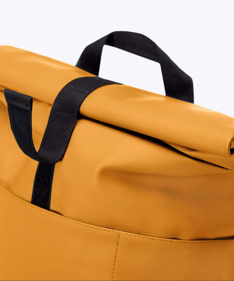 Ucon Acrobatics Lotus Hajo Medium Mochila roll-top honey mustard