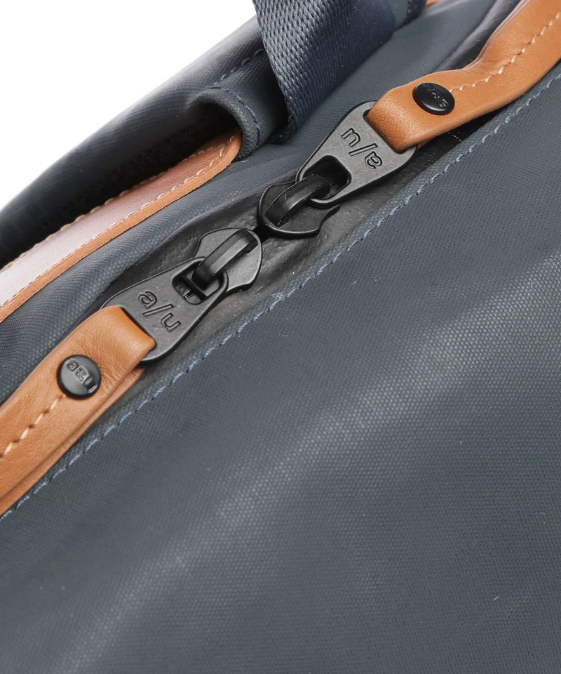 Aunts & Uncles Japan Yokohama Mochila roll-top cosmic voi