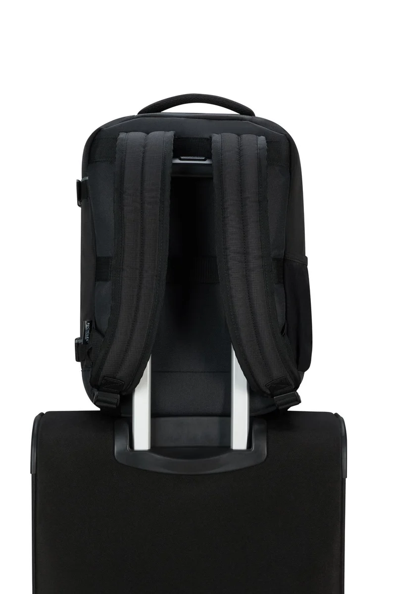Pack Maleta Cabina SoundBox + Mochila Take2cabin de American Tourister - Negro