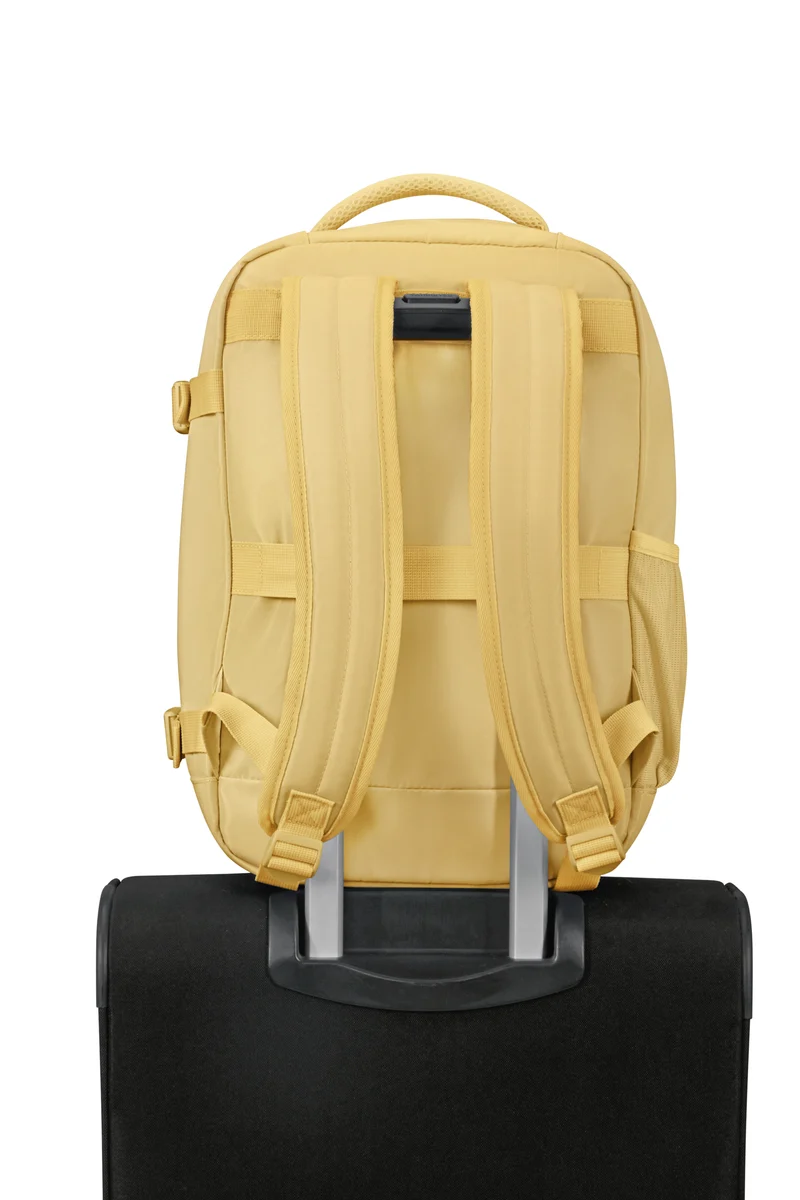 Pack Maleta mediana SoundBox + Mochila Take2cabin de American Tourister - Amarillo pastel