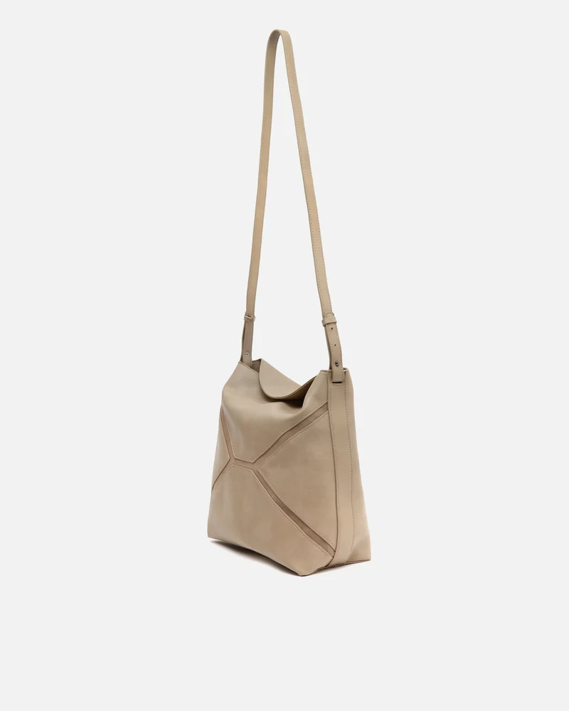 Peli bolso hobo con asa bandolera extraíble