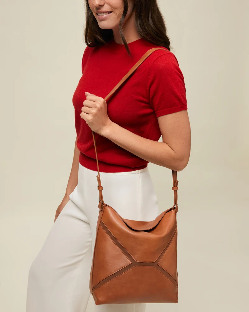 Peli bolso hobo con asa bandolera extraíble