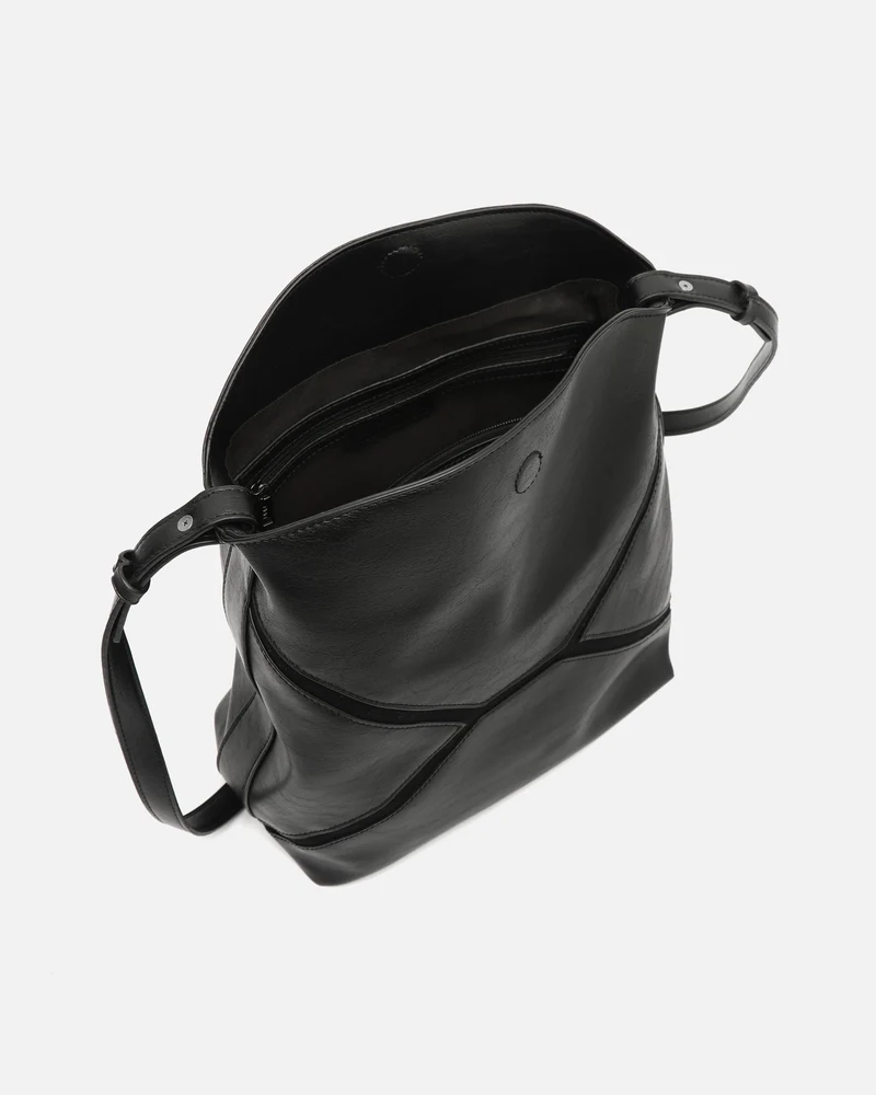 Peli bolso hobo con asa bandolera extraíble