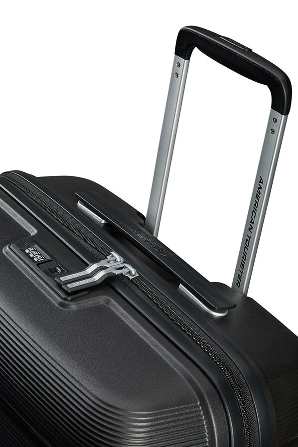 Linex de American Tourister Spinner Talla Mediana