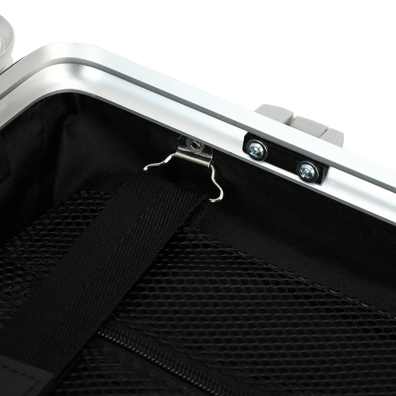 GREENWICH Maleta 100% ALUMINIO Praga Mediana 66.5cm