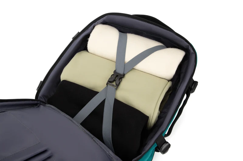 Mochila de viaje HUGO con compartimento para portátil GREENWICH