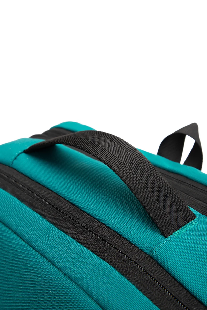 Mochila de viaje HUGO con compartimento para portátil GREENWICH