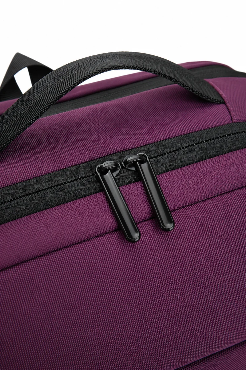Mochila de viaje HUGO con compartimento para portátil GREENWICH