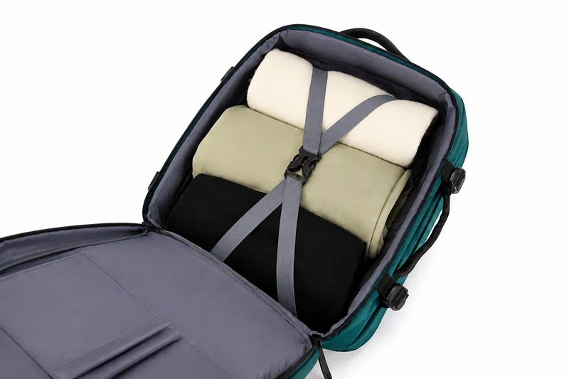 Mochila de viaje HUGO con compartimento para portátil GREENWICH