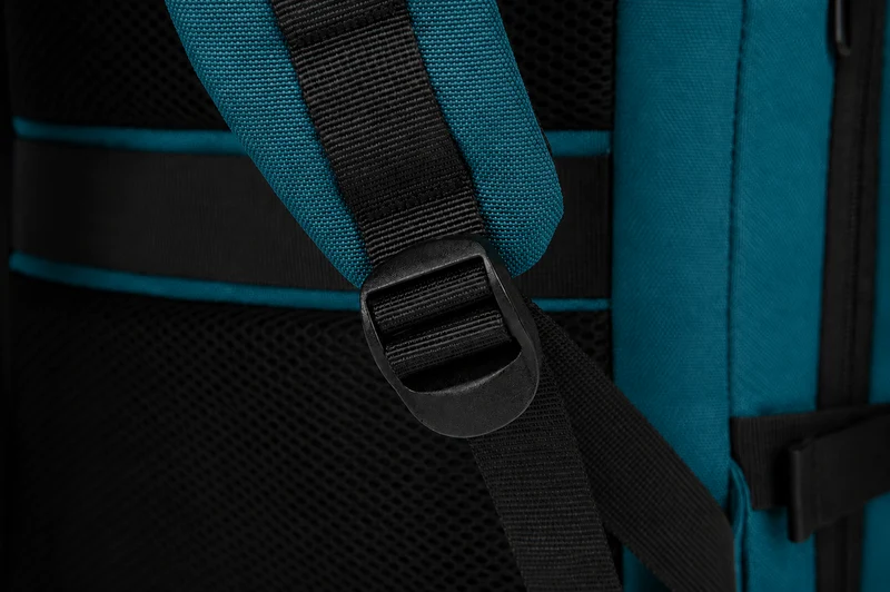Mochila de viaje HUGO con compartimento para portátil GREENWICH