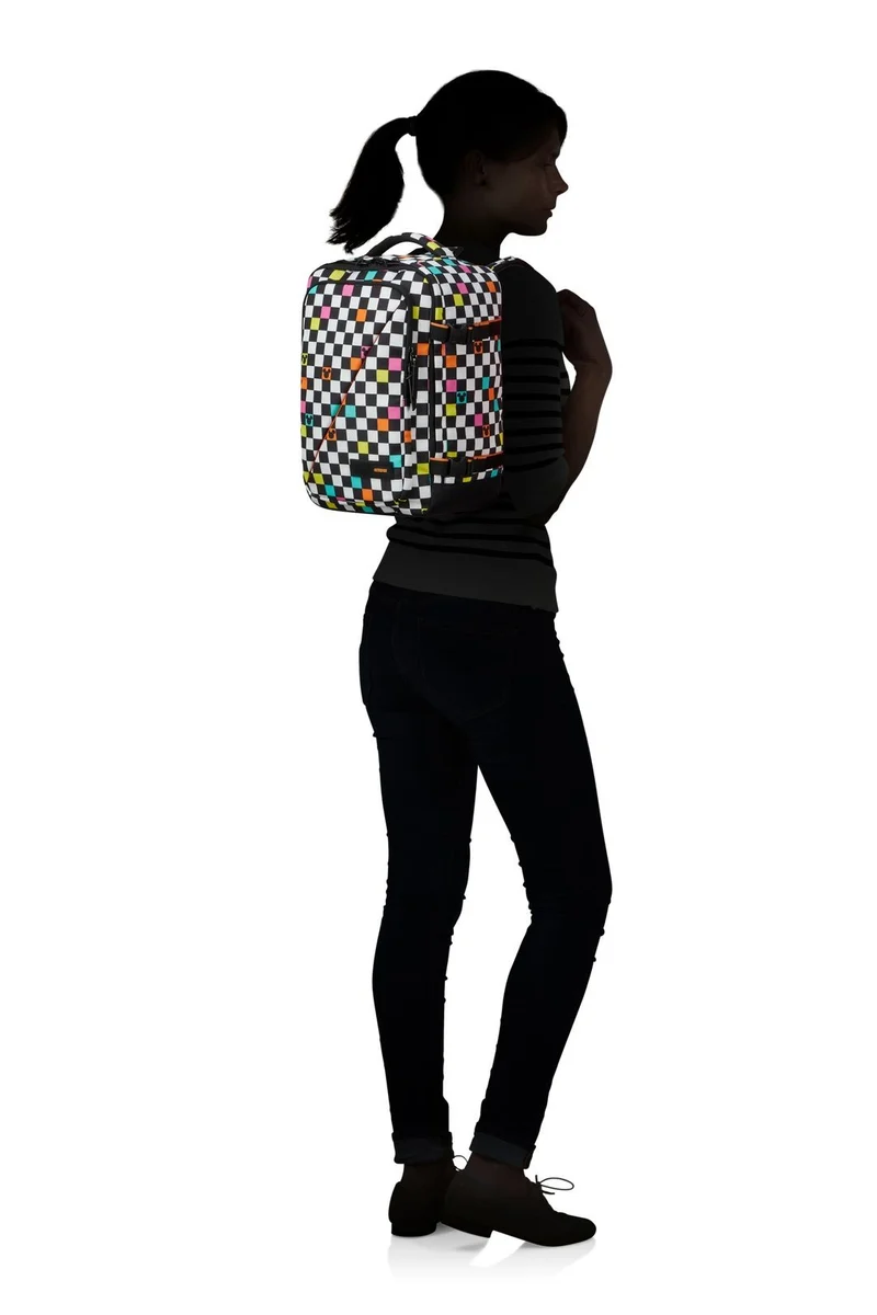 Pack Maleta Cabina Wavebreaker Disney + Mochila Take2cabin Disney de American Tourister