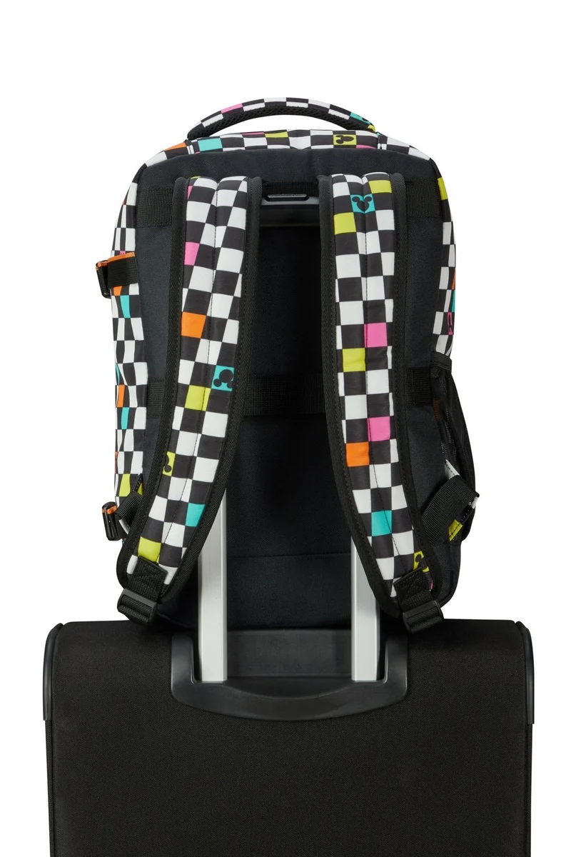 Pack Maleta Cabina Wavebreaker Disney + Mochila Take2cabin Disney de American Tourister