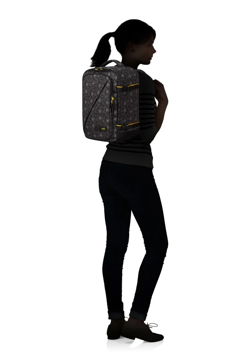 Pack Maleta Cabina Dashpop Disney + Mochila Take2cabin Disney de American Tourister