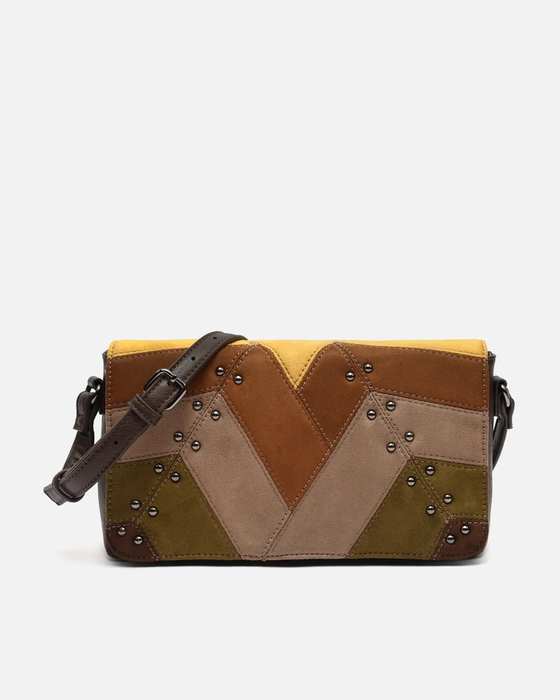Cachina bolso bandolera pequeño efecto ante y detalles metálicos