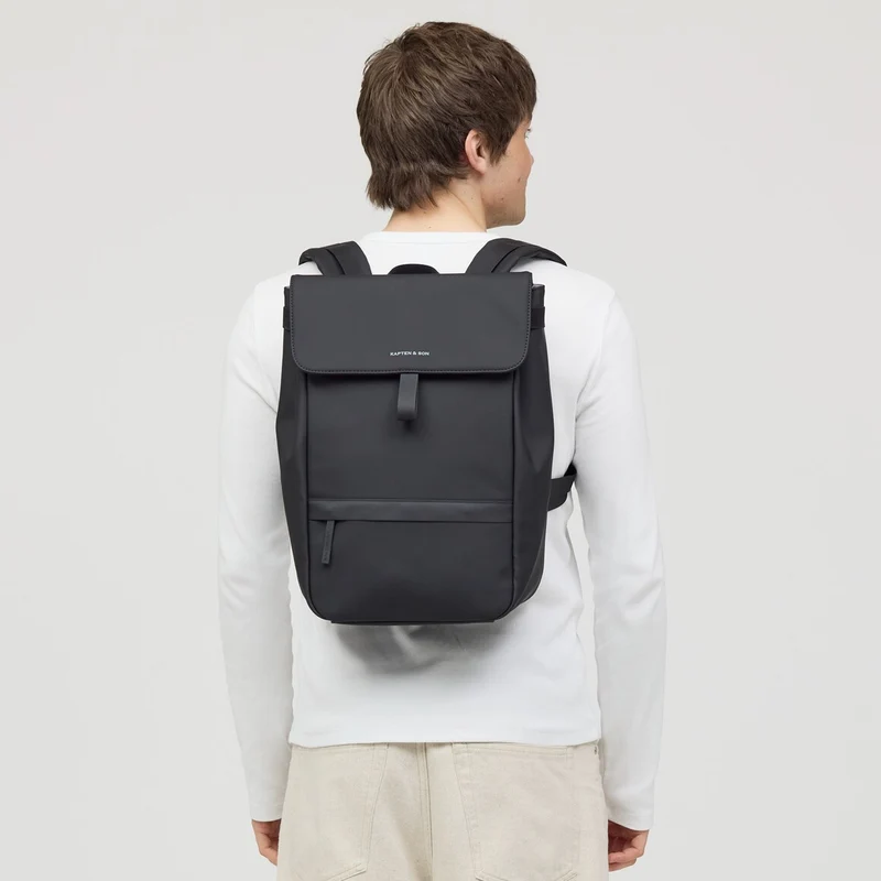 Kapten & Son Rugzak Fyn Sleek Full PU 15 Inch