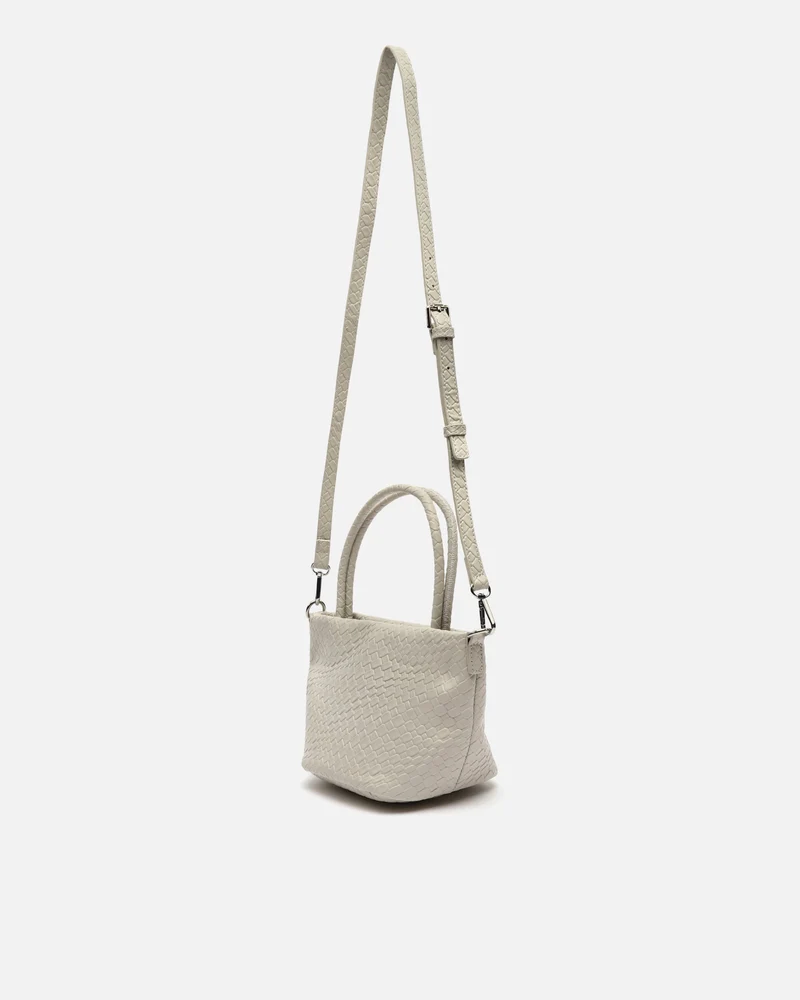Trena bolso tote pequeño trenzado con asa bandolera extraíble