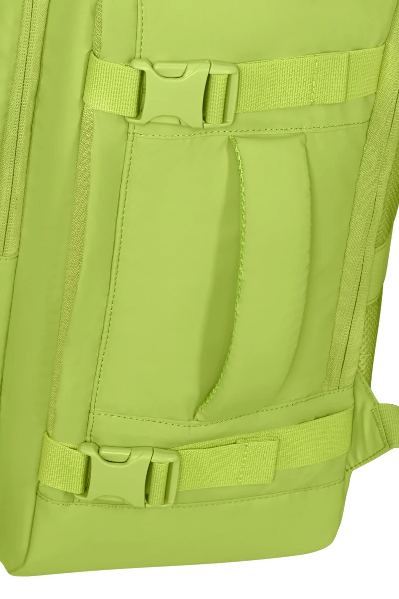 Pack maleta de cabina DIABLAST + mochila de viaje TAKE2CABIN MS PUFF de AMERICAN TOURISTER