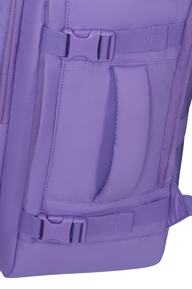 Pack maleta de cabina DIABLAST + mochila de viaje TAKE2CABIN MS PUFF de AMERICAN TOURISTER