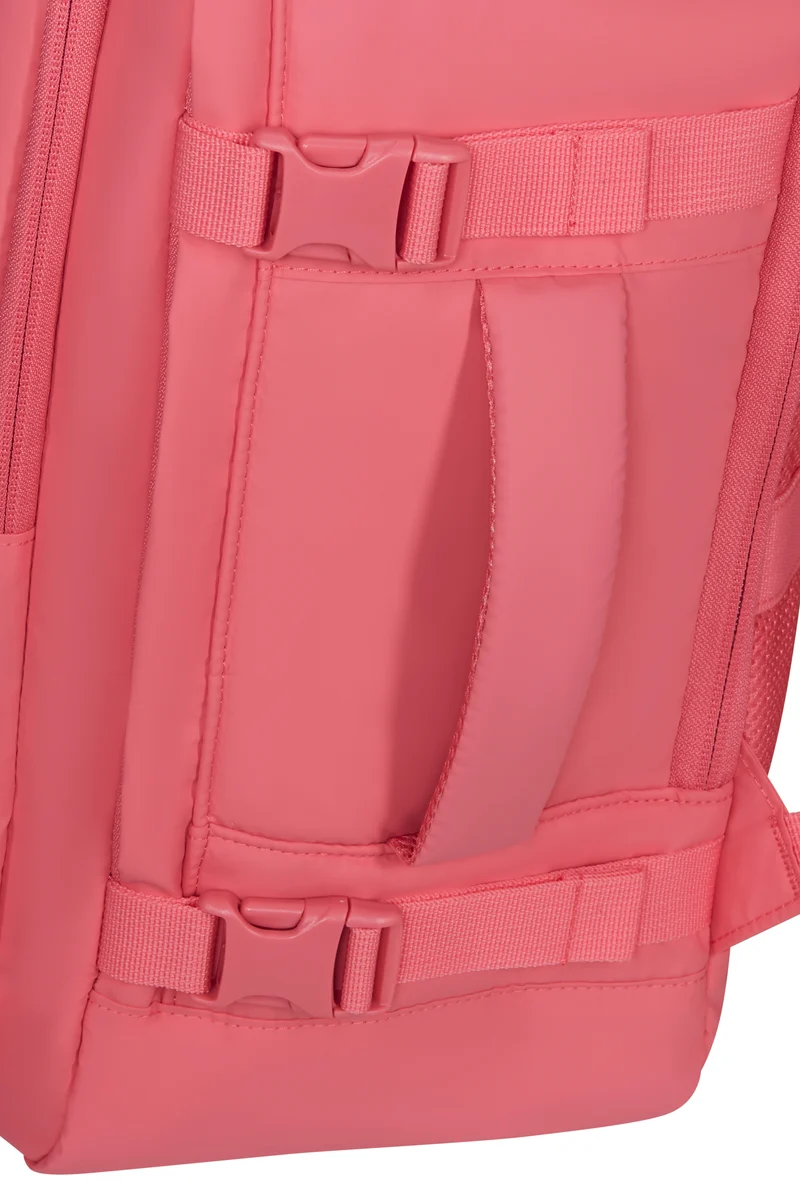 Pack maleta de cabina DIABLAST + mochila de viaje TAKE2CABIN MS PUFF de AMERICAN TOURISTER