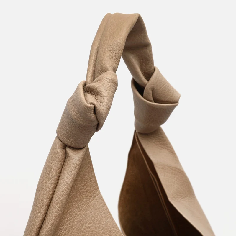 Pologi bolso hobo grande con neceser interior extraíble