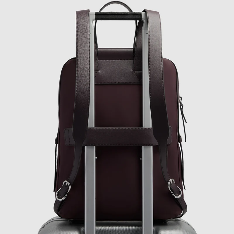 Zaino donna porta pc 14" in tessuto riciclato