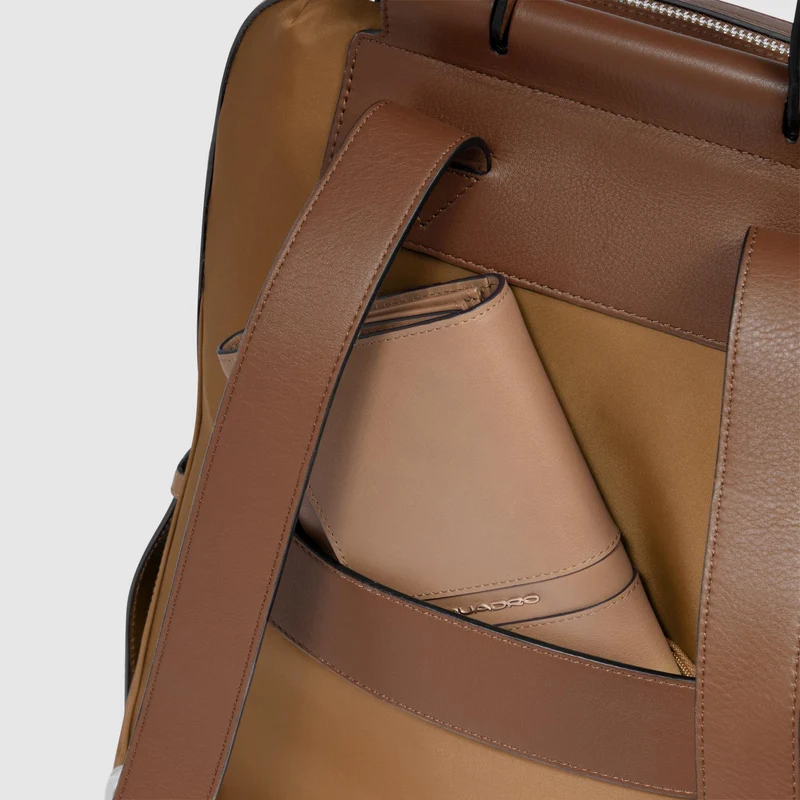 Zaino donna porta pc 14" in tessuto riciclato