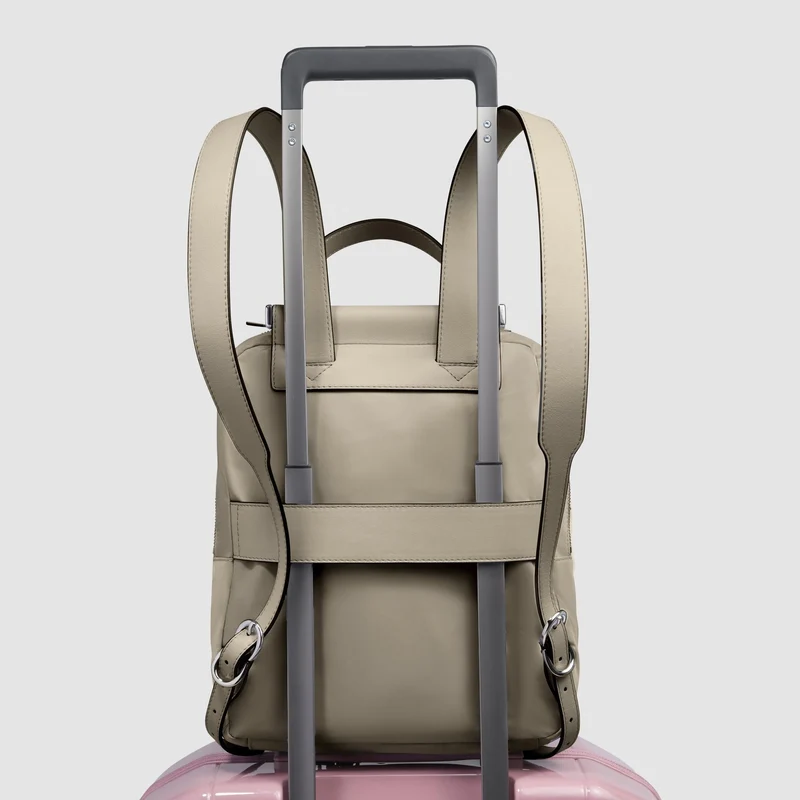 Zaino donna porta iPad® in tessuto riciclato