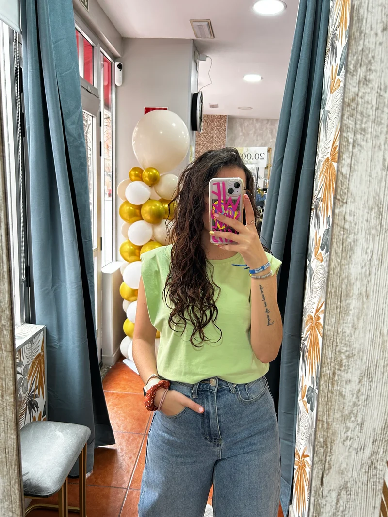 Camiseta hombreras verde