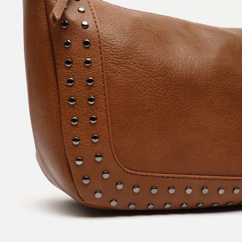Kalania bolso bandolera mediano con detalles metálicos ED.